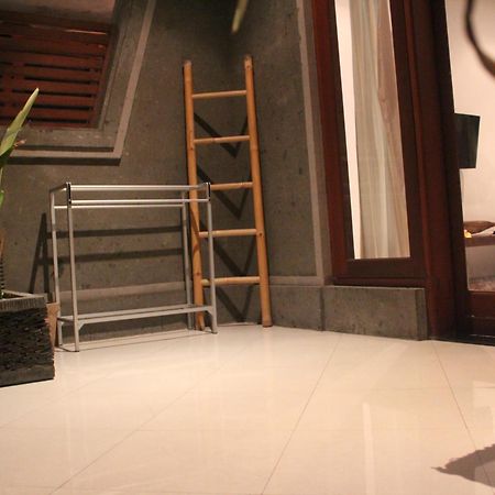 Letos Kubu Homestay Kuta  Room photo