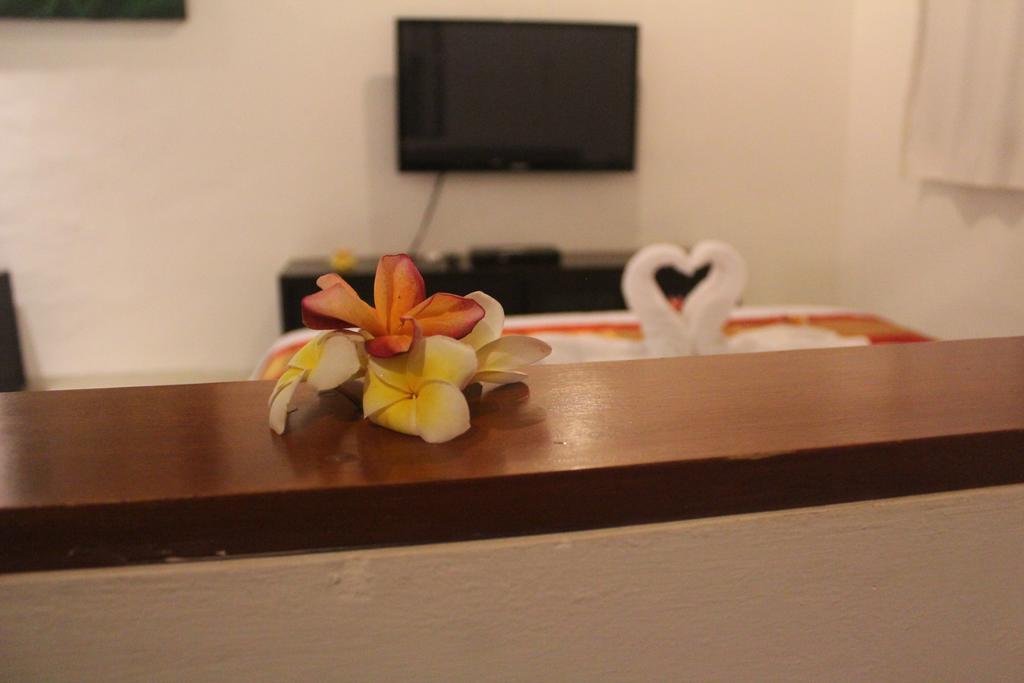 Letos Kubu Homestay Kuta  Exterior photo