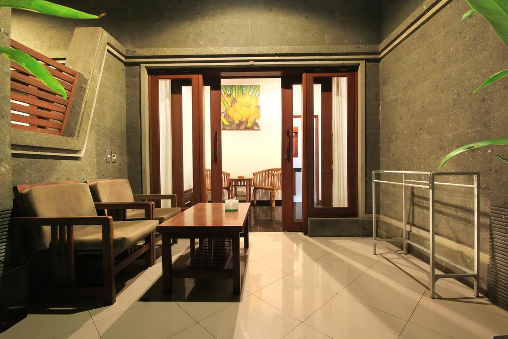 Letos Kubu Homestay Kuta  Exterior photo