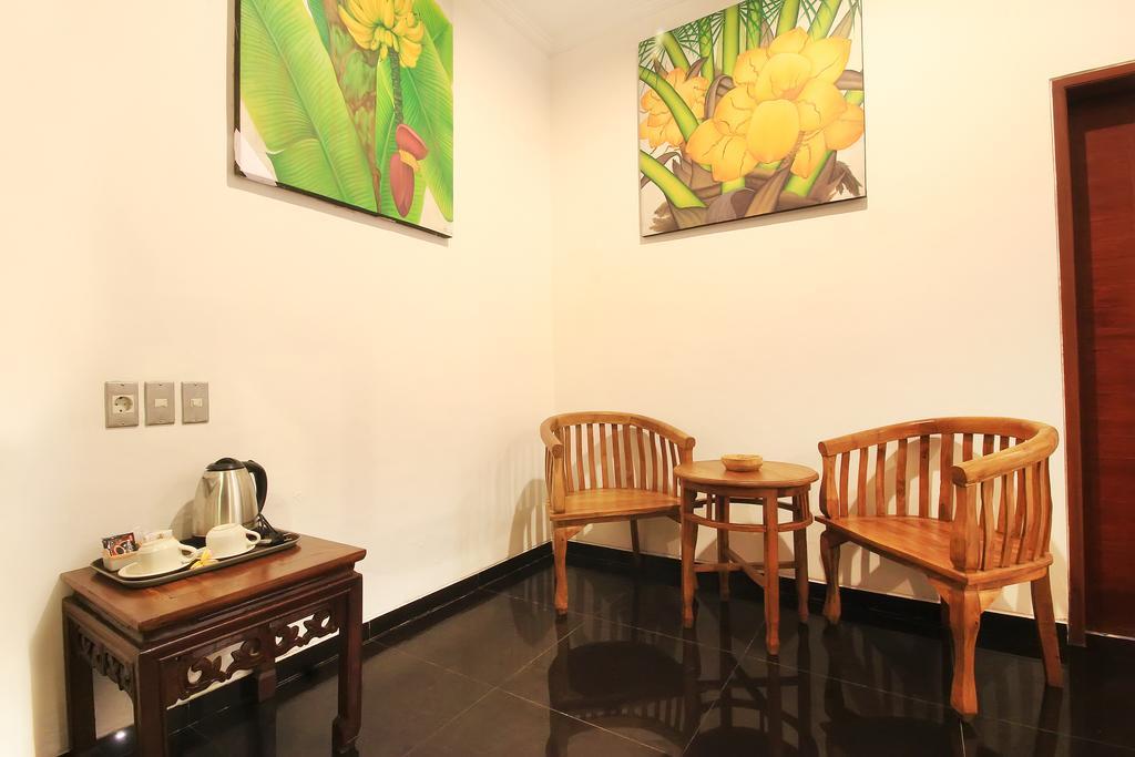 Letos Kubu Homestay Kuta  Exterior photo